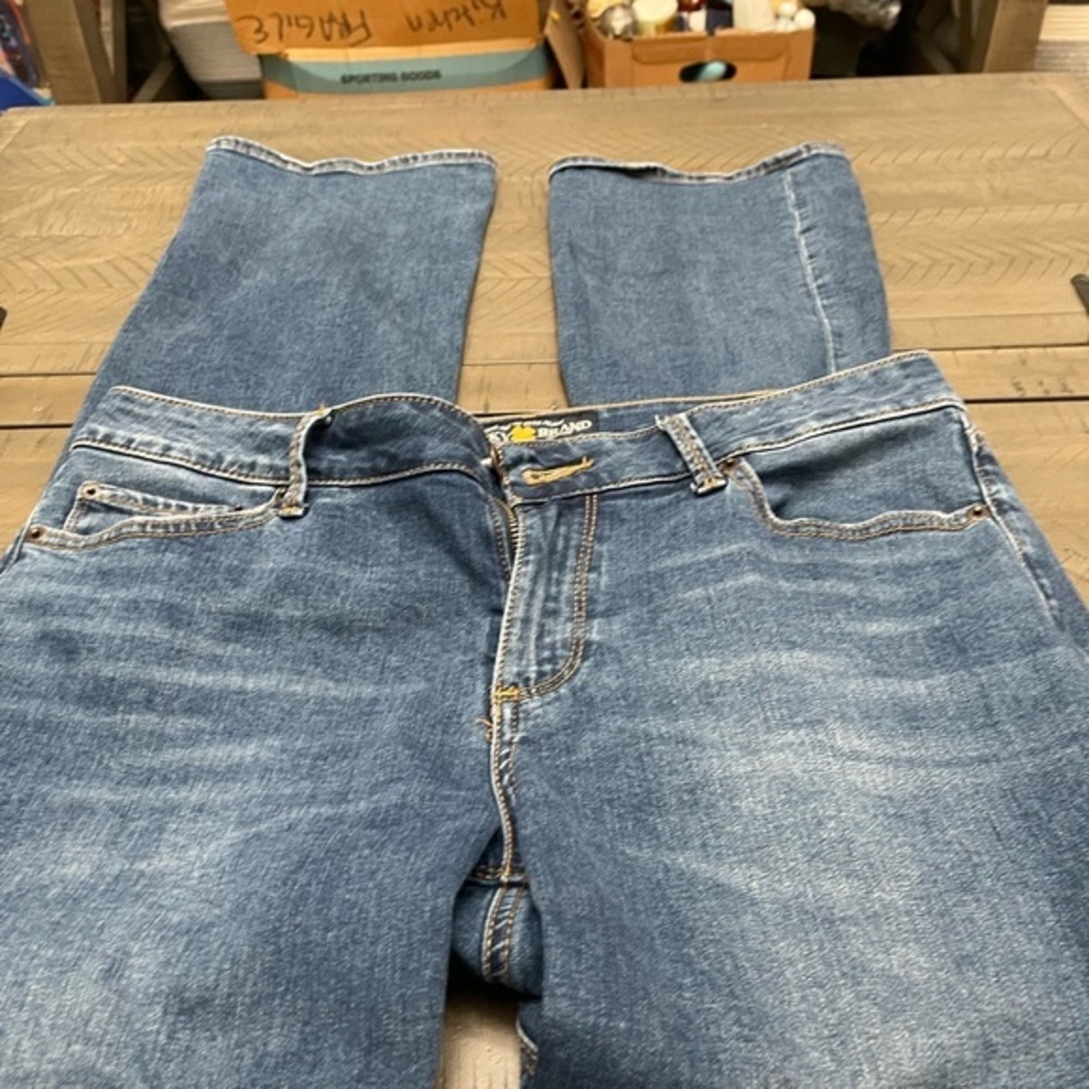 Lucky brand-jean size 10 Waist 31 inseam